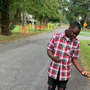 Meet your Posher, Trevell